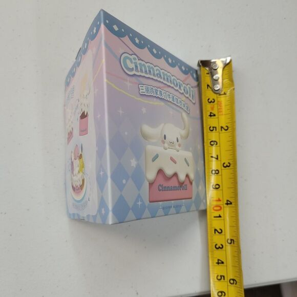 Brand New Sanrio Cinnamoroll Cake Slice Figure Mini Storage - Picture 5 of 6